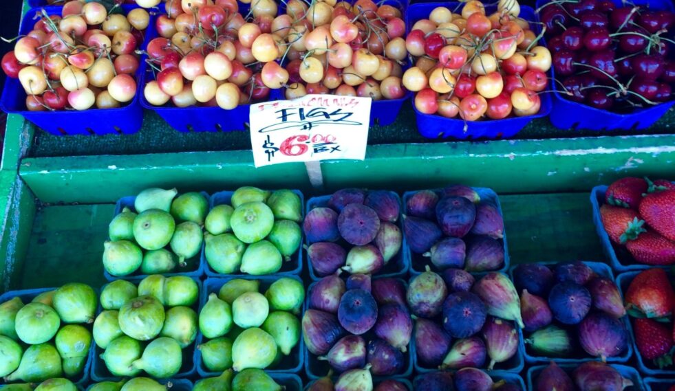 figs and other fruit for sale